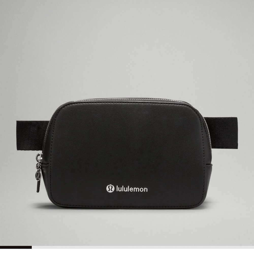 lululemon athletica Black Belt Bag